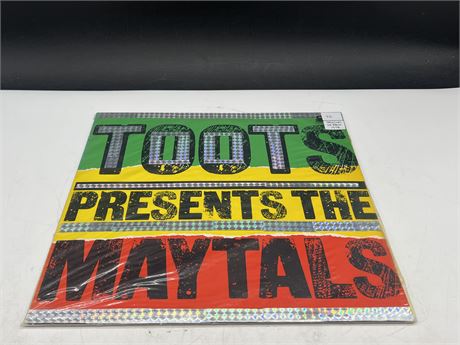 TOOTS PRESENTS THE MAYTAILS - ORIGINAL UK PRESS 1978 - (VG) SLIGHTLY SCRATCHED