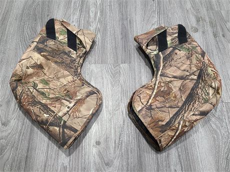 PAIR OF CAMO BOOT COVERS
