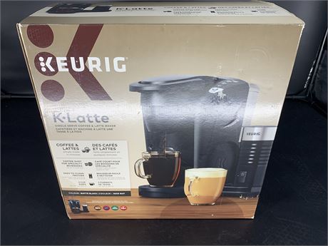 KEURIG K-LATTE SINGLE SERVE COFFEE/LATTE MACHINE (in box)