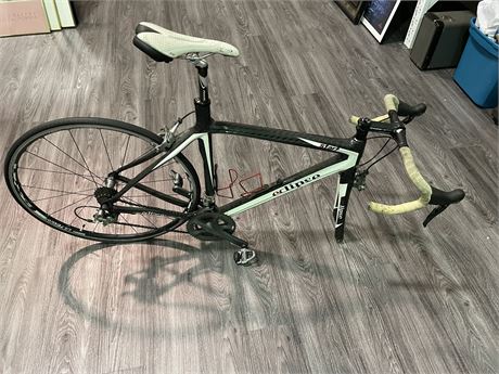 CARBON FIBER ECLIPSE BICYCLE FRAME (VERY LIGHT WEIGHT)