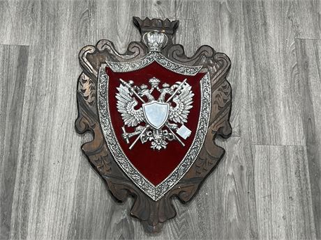 LARGE VINTAGE COAT OF ARMS - 28”x21”