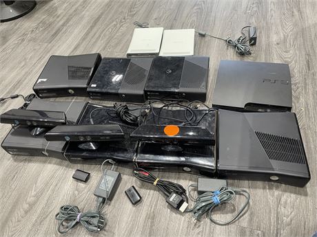 PS3 / XBOX360 HARDWARE LOT FOR PARTS OR REPAIR (AS IS)