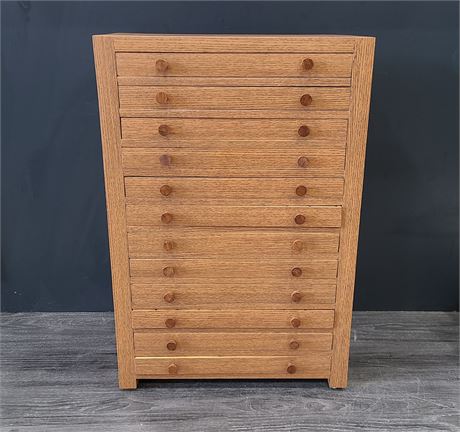 SMALL 12 DRAWER WATCH CABINET (26"x17")