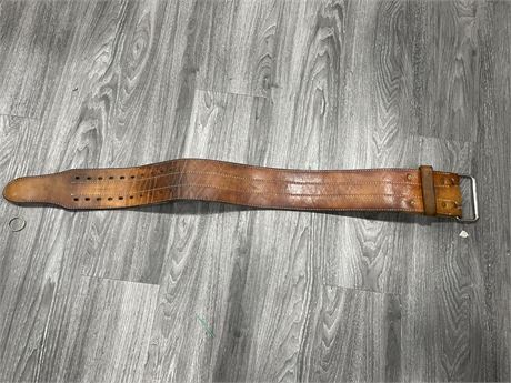 VINTAGE HEAVY LEATHER WEIGHT LIFTING BELT