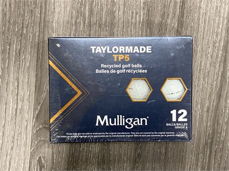 12 TAYLORMADE TP5 HIGH END RECYCLED GOLF BALLS