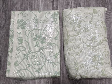 2 QUEEN SIZE BEDSPREADS (GREEN FLORAL) NEW