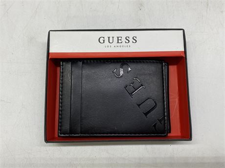 NEW GUESS FOLD WALLET IN BOX