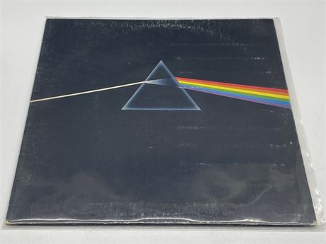 1973 PINK FLOYD - DARK SIDE OF THE MOON - VG (slightly scratched)
