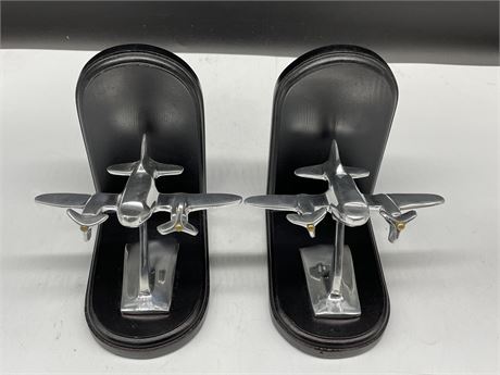 METAL AIRPLANE BOOKENDS (7.5” TALL)