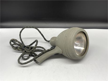VINTAGE HAGUE CATARACT LAMP - UNTESTED