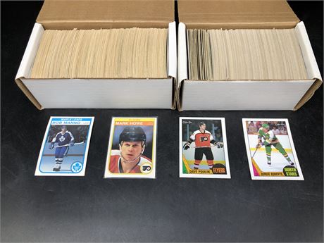 2 BOXES OF O.P.C HOCKEY CARDS (1981-83)
