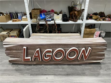 LARGE RESIN LAGOON GREAT WOLF LODGE WATER PARK SIGN 90”x25”x25”