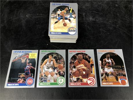 LOT OF 1990 NBA CARDS