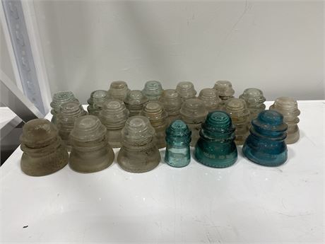 22 GLASS VINTAGE INSULATORS (Made in USA, marked Hemingray)