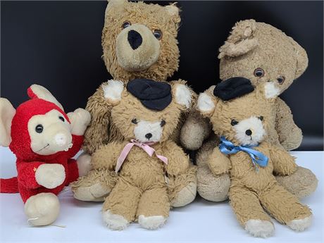 4 VINTAGE BEAR MADE IN ENGLAND