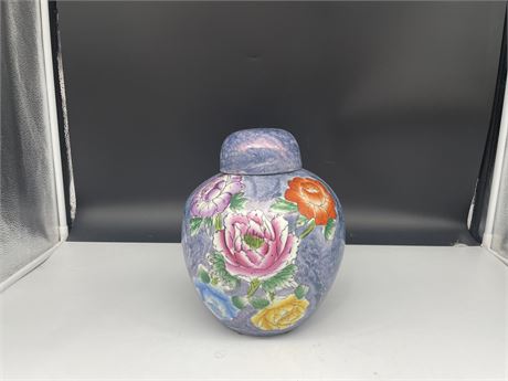 CHINESE VASE W/LID (10” tall)