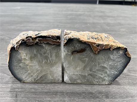 LARGE / DENSE AGATE BOOK ENDS - 4.5” TALL