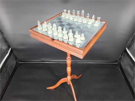 WOODEN STANDING CHESS TABLE