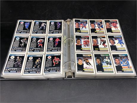 BINDER OF PINNACLE NHL CARDS