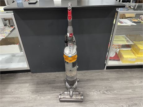 DYSON UPRIGHT VACUUM (AS IS)