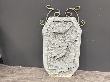 METAL & PLASTER BUTTERFLY & FLOWERS WALL DECORATION (12”x23”)