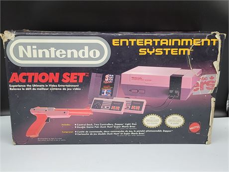 NINTENDO ACTION SET ENTERTAINMENT SYSTEM (Complete in box)