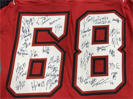 (NEW) TEAM SIGNED CALGARY STAMPEDERS JERSEY