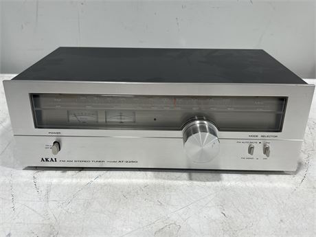 AKAI AT-2250 TUNER - UNTESTED / SOLD AS IS