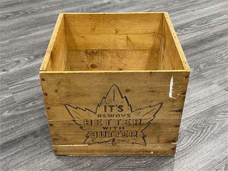 VINTAGE CANADIAN BUTTER CRATE - FITS RECORDS (13”x13”)