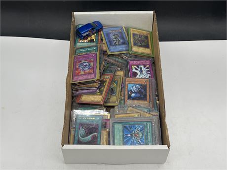 BOX OF ASSORTED 1990’s YU-GI-OH CARDS