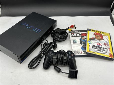PLAYSTATION 2 CONSOLE W/GAMES - WORKS