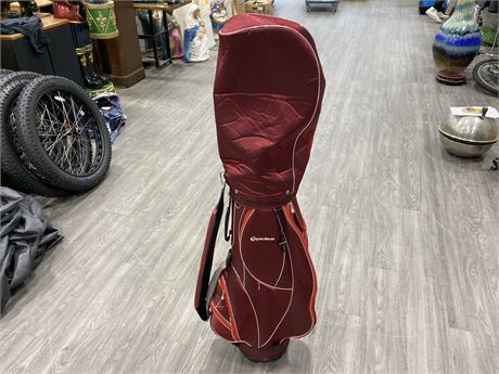 TAYLORMADE GOLF BAG W/TOP COVER