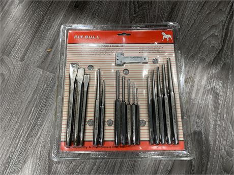 NEW 16 PIECE PUNCH AND CHISEL SET