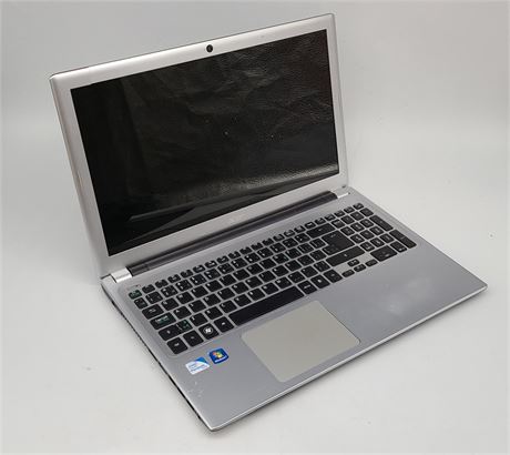 ACER LAPTOP (Working with charger)