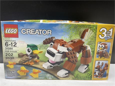 OPEN BOX LEGO 31044