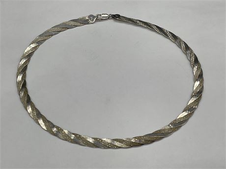 MADE IN ITALY VINTAGE STERLING SILVER NECKLACE (18”)