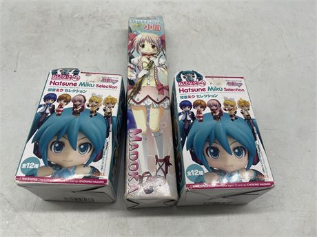 2 SMALL JAPANESE ANIMA FIGURES & 1 POSTER