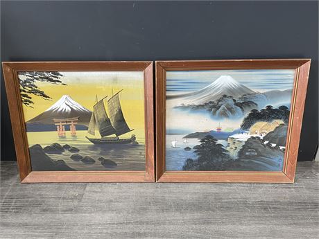 2 VINTAGE SIGNED JAPANESE PAINTINGS 18”x16”