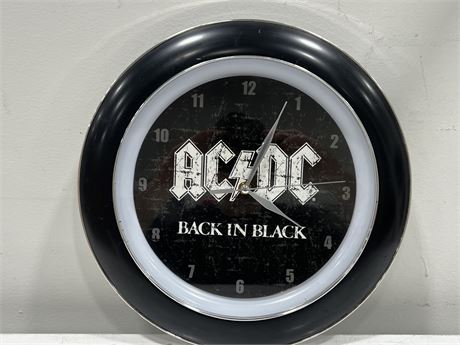 AC/DC CLOCK (13.5”)