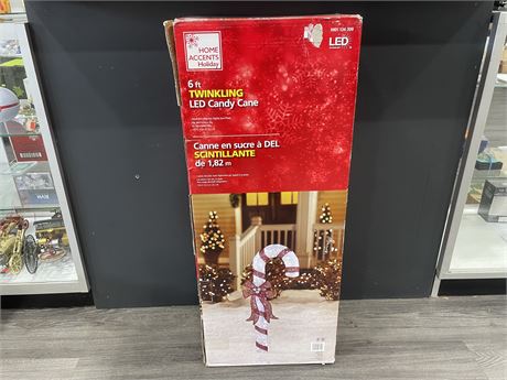6FT TWINKLING LED CANDY CANE IN BOX