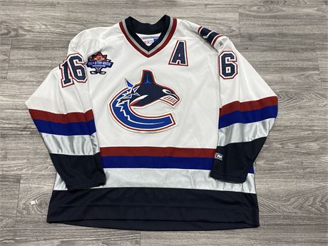 VANCOUVER CANUCKS ALL STAR JERSEY - SIZE 2XL (EXCELLENT CONDITION)