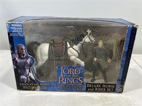 LORD OF THE RINGS THE RETURN OF THE KING FIGURE IN BOX (2003)