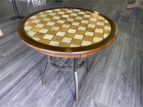 OUTDOOR PATIO TABLE (Wood/Metal)