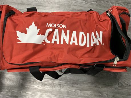 NEW MOLSON CANADIAN HOCKEY BAG (with tags)