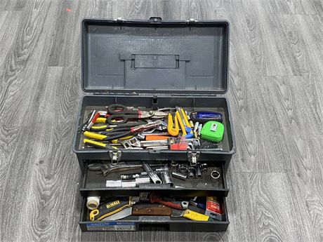 2 DRAWER TOOL BOX W/CONTENTS (19”X10”)