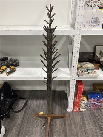 PIPE TREE STAND - 5FT TALL (LOOSE FITTING)