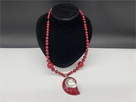 VINTAGE STERLING CORAL RED NAUTILUS NECKLACE 23”