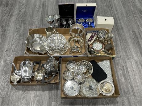 LARGE LOT OF SILVER PLATED COLLECTABLES INCLUDING GOBLETS, PLATES, TRAYS, ETC