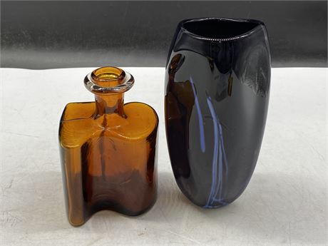 1960s BROWN HOMEGAARD VASE & SIGNED ART GLASS VASE (8” / GARY BOLT-CANADIAN)