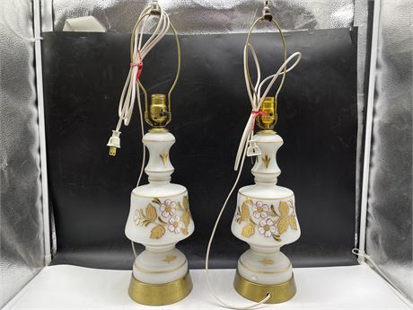 2 GLASS VINTAGE TABLE LAMPS 26”